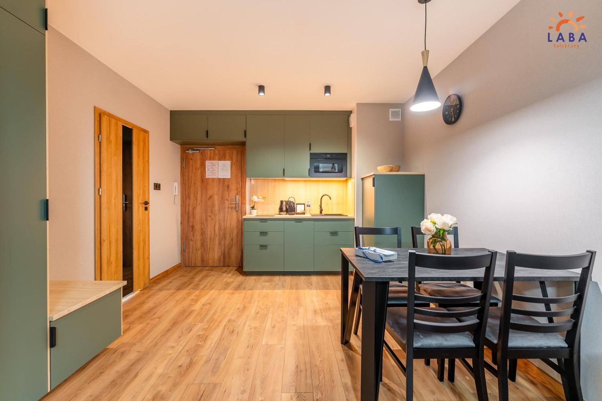 Laba Kolobrzeg Apartamenty Kasprowicza 20C Parking Basen Fitness Bawialnia W Cenie, Parkplatz Schwimmbad Fitness Spielzimmer Im Preis Kołobrzeg Exterior foto